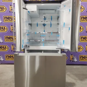 Bosch Fastest Ice Maker Standard-Depth 300 Series 26-cu ft 3 -Door Smart Compatible French Door Refrigerator with Ice Maker with Water and Ice Dispenser in Stainless Steel 3SD669 - B36FD31ENS - Open Box - Image 6