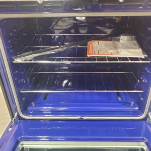 LG 5.8 cu. ft. Gas Single OvenSlide-in Range, EasyClean® plus Self Clean, ThinQ™ in Printproof™ StainlessSteel 3SD696 - LSGL5831F - Open Box - Image 4