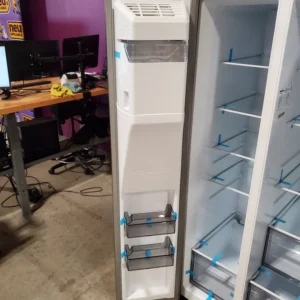 Hisense 29.1 cu. ft. Standard Depth Side by Side Refrigerator Stainless Steel 3SD899 - HRS290P5FSE - Scratch & Dent (Minor) - Image 4