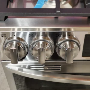 LG 6.9 cu. ft. Smart Gas Double Oven Slide-in Range with InstaView®, ProBake® Convection, Air Fry, and Air Sous Vide 3SD906 - LTGL6937F - Open Box - Image 3