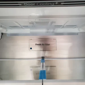 25 cu. ft. Capacity Zero Clearance™ hinges IcePlus™ PrintProof™ finish + View more ID - 3SD688 Condition - Open Box - Image 5