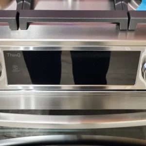 LG 6.9 cu. ft. Smart Gas Double Oven Slide-in Range with InstaView®, ProBake® Convection, Air Fry, and Air Sous Vide 3SD906 - LTGL6937F - Open Box - Image 2