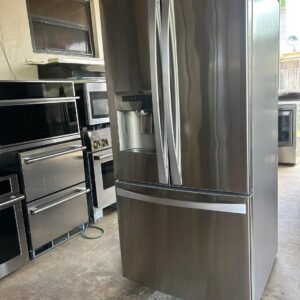 GE 30-Inch French Door Refrigerator, Model PFE28KYNFS (Used) - Image 2