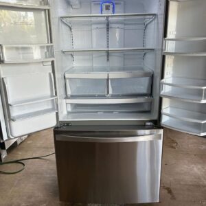 GE 30-Inch French Door Refrigerator, Model PFE28KYNFS (Used) - Image 4