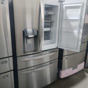 LG 28 Cu. Ft. Four-Door French Door Refrigerator, Model LMXS28626S - Image 2