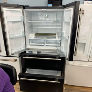 Frigidaire 31-Inch French Door Refrigerator, Model FG4H2272UF (Used) - Image 2
