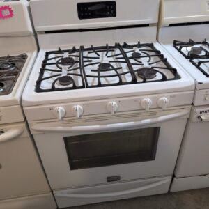 GE 30" Gas Range, Model JGB735SPSS (Used) - Image 2