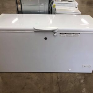 GE 15.7 Cu. Ft. Chest Freezer, Model FCM16DLWW (Used like New) - Image 4