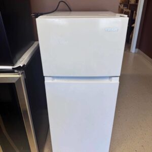 Vissani Refrigerator – 3.5 Cu. Ft | Used Appliance Deal - Image 1
