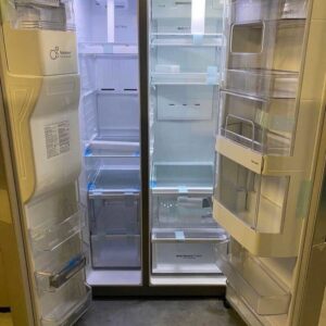 Lg Refrigerator – 27 Cu. Ft | Energy Efficient Appliance - Image 3
