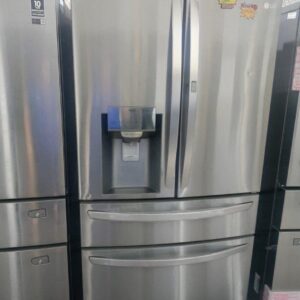 Lg Refrigerator – 28 Cu. Ft | Used Appliance Deal - Image 1