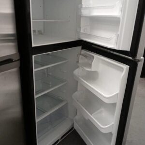 Frigidaire Refrigerator – 20 Cu. Ft | Used Appliance Deal - Image 2