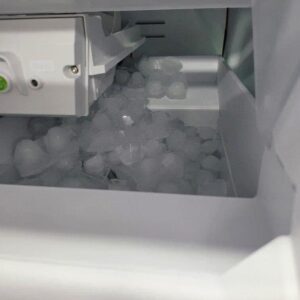 Frigidaire Refrigerator – Premium Model | Used Appliance Deal - Image 3