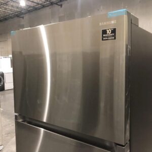 Samsung Refrigerator – 18 Cu. Ft | Energy Efficient Appliance - Image 2