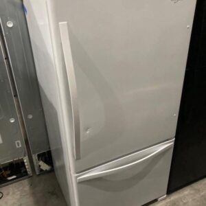 Frigidaire Refrigerator – 18 Cu. Ft | Scratch & Dent Savings - Image 5