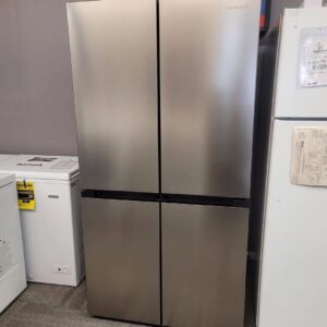 Frigidaire Refrigerator – 22 Cu. Ft | Used Appliance Deal - Image 1