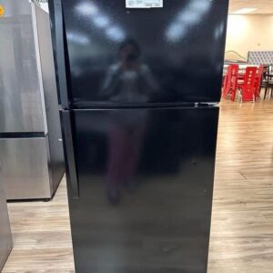Ge Refrigerator – 20 Cu. Ft | Used Appliance Deal - Image 1