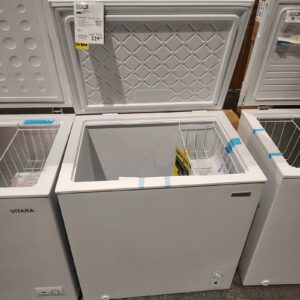 Ge Freezer – 5.0 Cu. Ft | Used Appliance Deal - Image 2