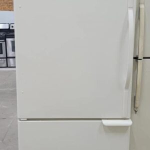 Frigidaire Refrigerator – 18 Cu. Ft | Used Appliance Deal - Image 1