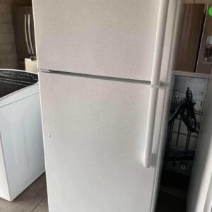 Ge Refrigerator – White | Used Appliance Deal - Image 1