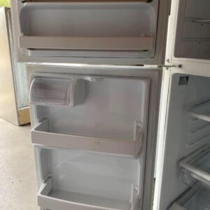 Ge Refrigerator – White | Used Appliance Deal - Image 3