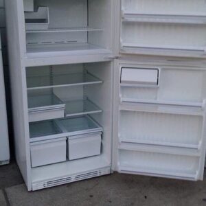 Frigidaire Refrigerator – 20 Cu. Ft | Used Appliance Deal - Image 3