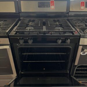 Whirlpool Range – Premium Model | Used Appliance Deal - Image 1