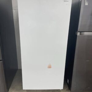 Midea Refrigerator – 13.8 Cu. Ft | Used Appliance Deal - Image 1