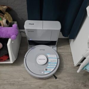 Shark Rotator Anti-Allergen Pet Plus Corded Upright Vacuum with Self-Cleaning Brushroll - Image 5