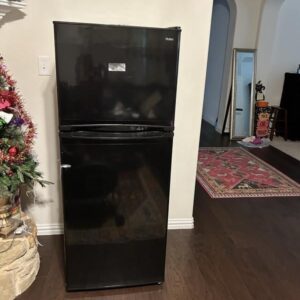 Kenmore 18.1 cu. ft. Top Mount Refrigerator with Ice Maker - Image 5